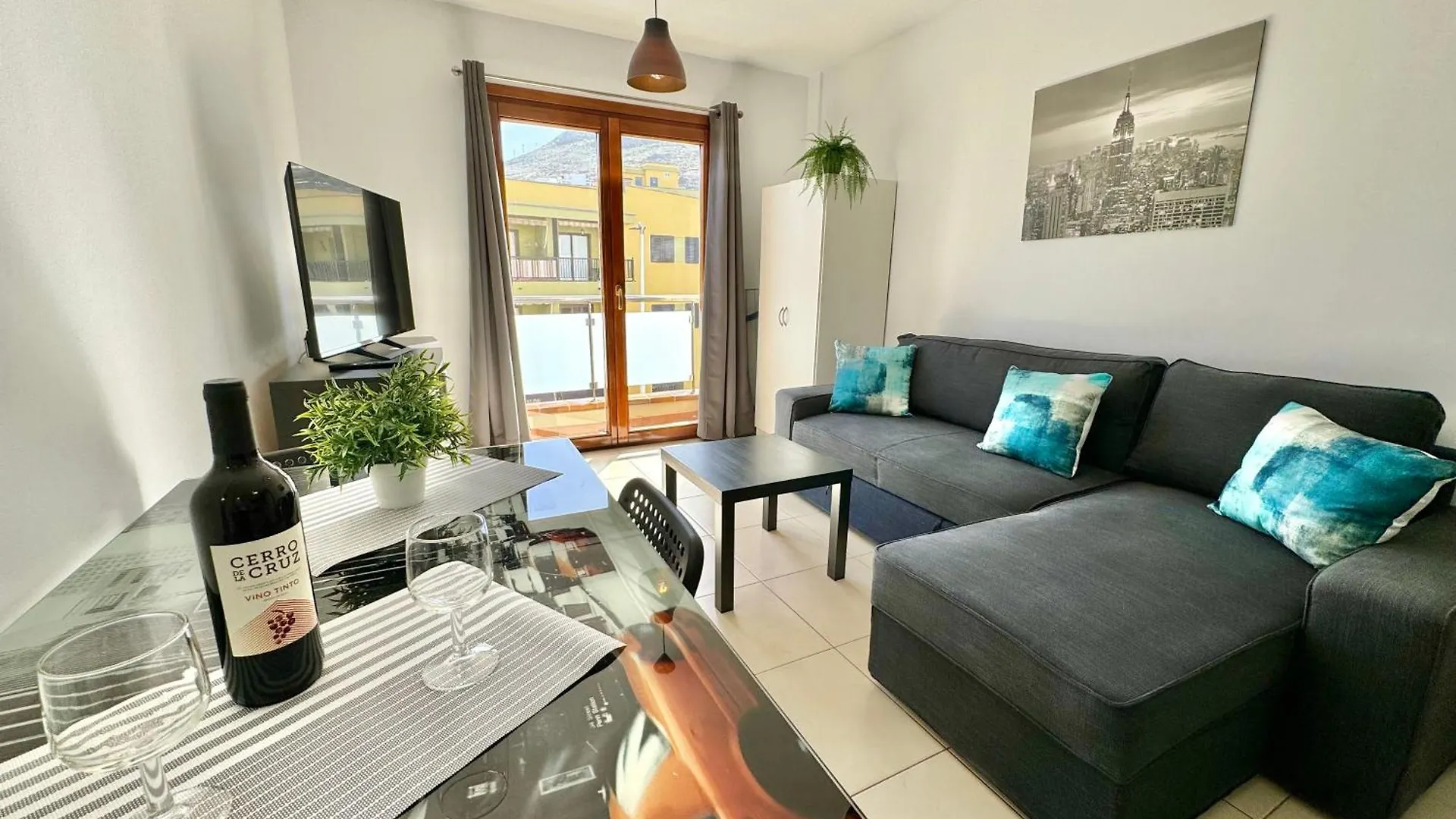 Mountain, Pool & Sea Apartment Punta Del Hidalgo